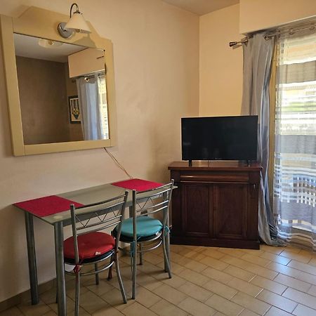 Appartement Angela Гольф-Жуан Экстерьер фото